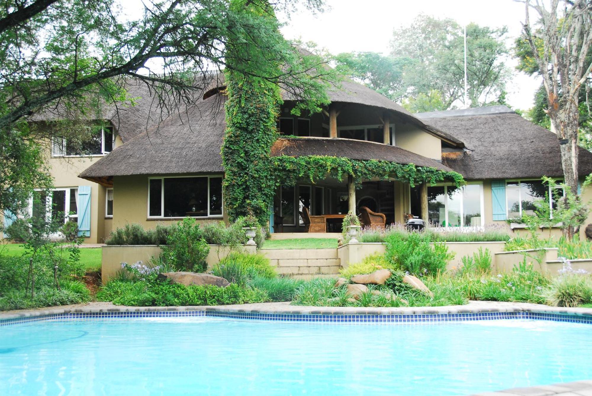 Hotel Chartwell Manor Exterior foto